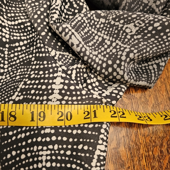 Soft Surroundings Brigitte Gray Ombre Tunic - Picture 7 of 9